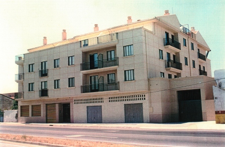 Edificio Calle Saavedra y Fajardo 42